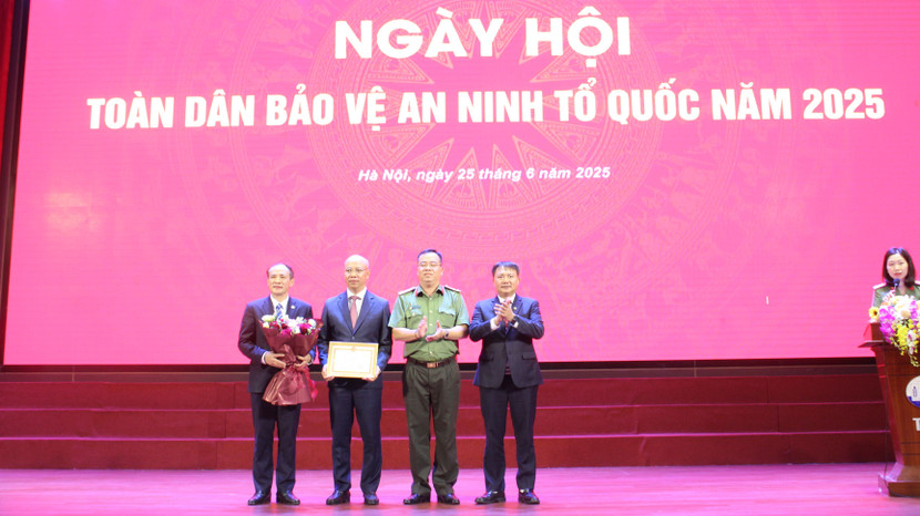 Thông qua phong trào Toàn dân bảo vệ an ninh Tổ quốc, trường Đại học Thủy lợi đã xuất hiện nhiều tấm gương tiêu biểu trong công tác đảm bảo an ninh, trật tự