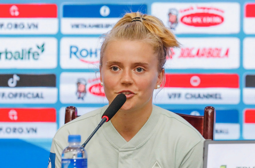 Tiền vệ Ricarda Walkling của Werder Bremen