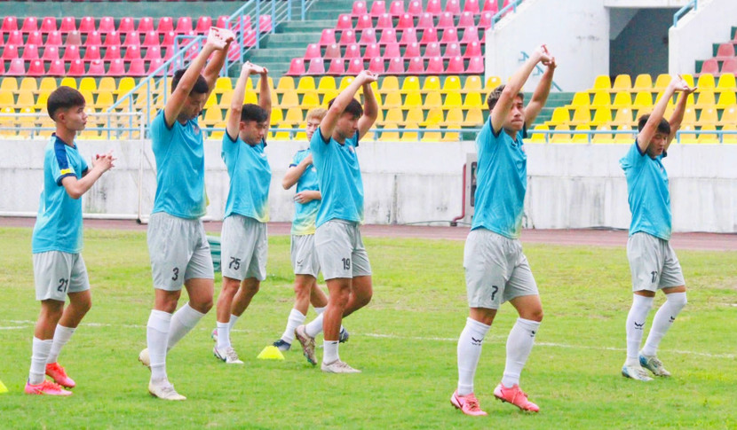 Hình ảnh các cầu thủ CLB Phú Thọ tập luyện trước trận tại giải hạng Nhì 2025 Hình ảnh các cầu thủ CLB Phú Thọ tập luyện trước trận tại giải hạng Nhì 2025