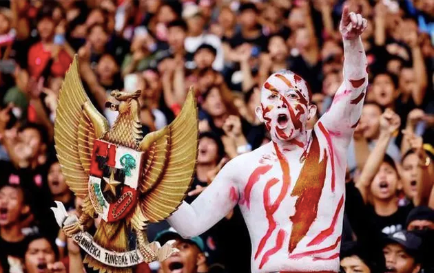 Chủ nhà Indonesia bị phạt tiền, buộc cắt giảm số lượng cổ động viên vào sân sau hành động phân biệt đối xử ở trận tiếp Bahrain ngày 25-3-2-25 (Ảnh minh họa)