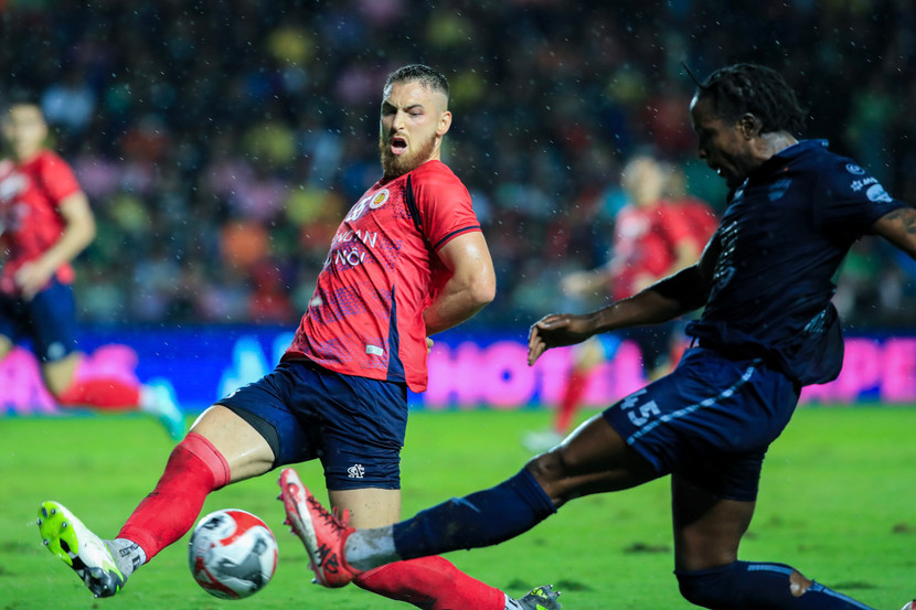 Buriram Utd gia tăng sức ép song không thể ghi bàn trong hiệp 1 Buriram Utd gia tăng sức ép song không thể ghi bàn trong hiệp 1