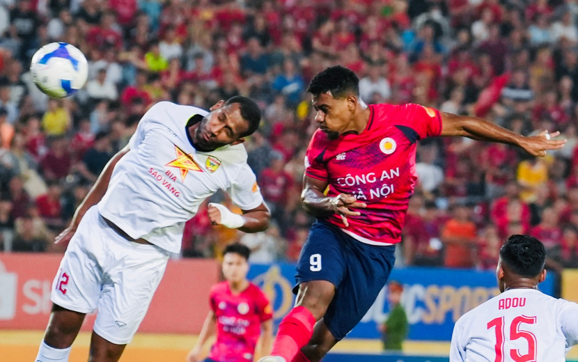 CLB Công an Hà Nội chấp nhận chia điểm trước lối chơi phòng ngự kín kẽ của Hà Tĩnh