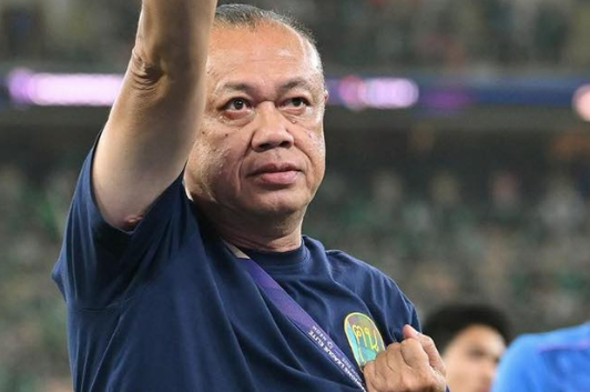 Chủ tịch Buriram Utd - Newin Chidchob