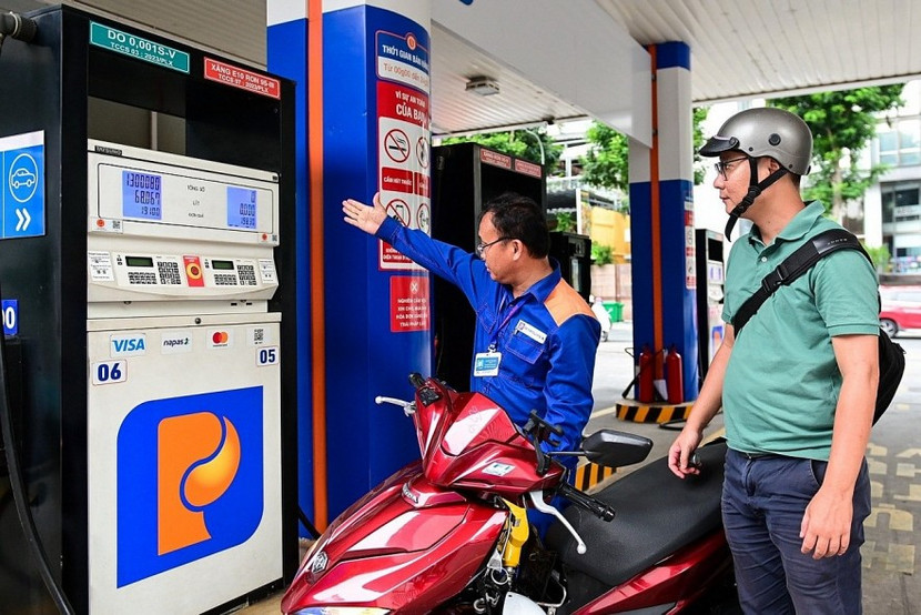 Giá xăng tăng trở lại từ chiều nay ảnh 1 Giá xăng tăng trở lại từ chiều nay ảnh 1