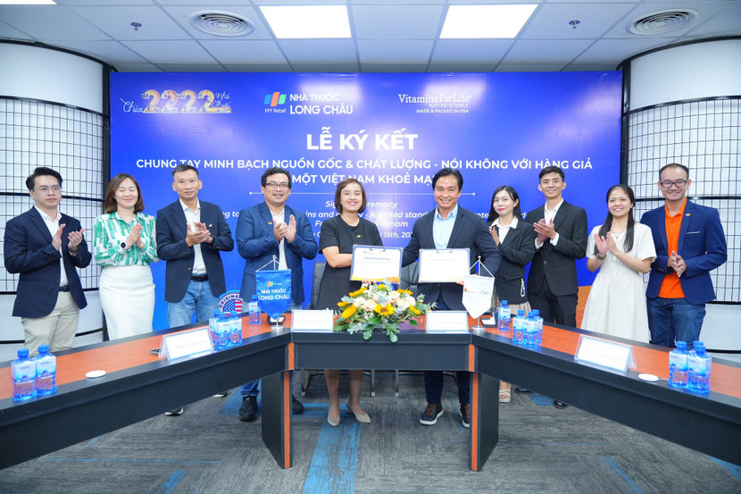Long Châu hợp tác cùng đại diện Vitamins For Life - Mỹ.