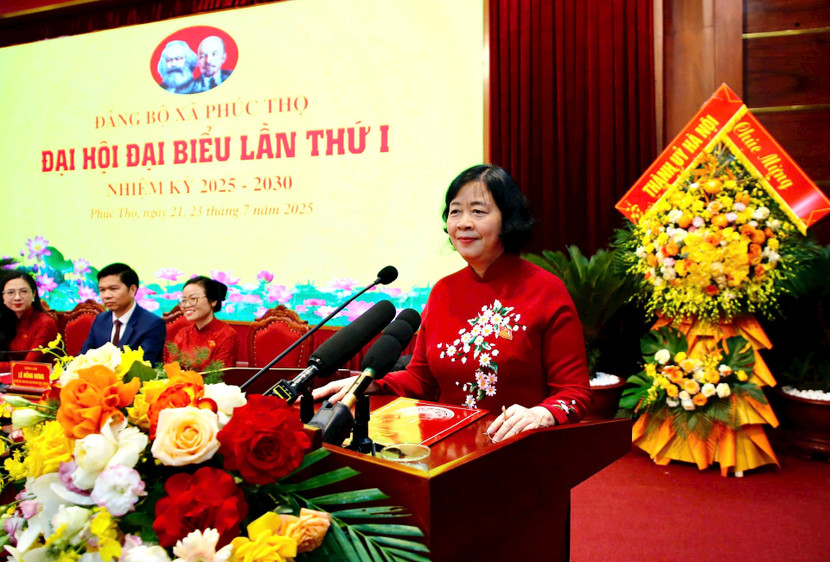 Bí thư Thành ủy Hà Nội Bùi Thị Minh Hoài phát biểu chỉ đạo tại đại hội (Ảnh: Viết Thành)