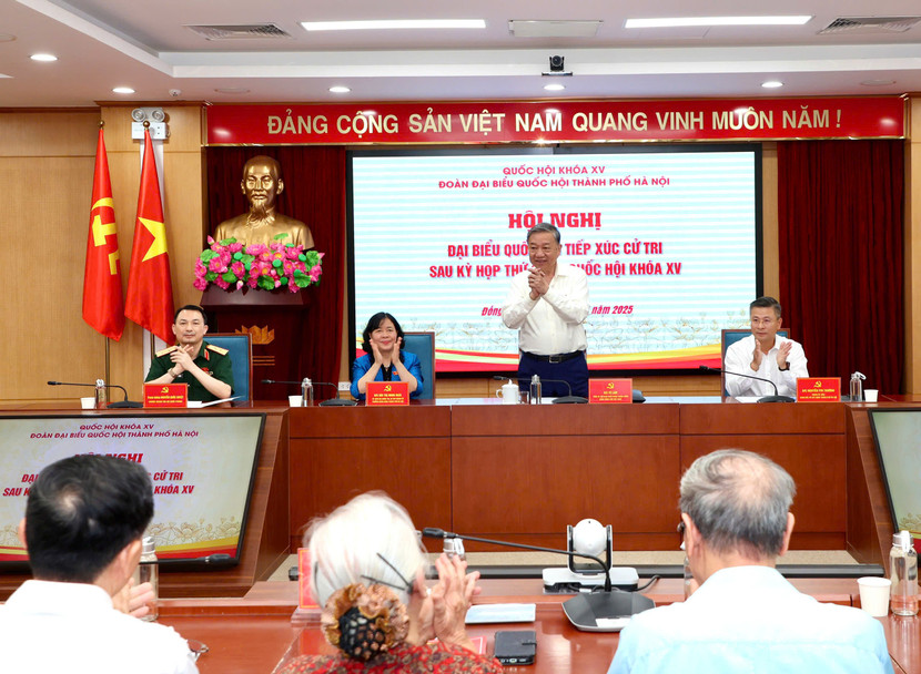 Tổng Bí thư Tô Lâm tiếp xúc cử tri Hà Nội