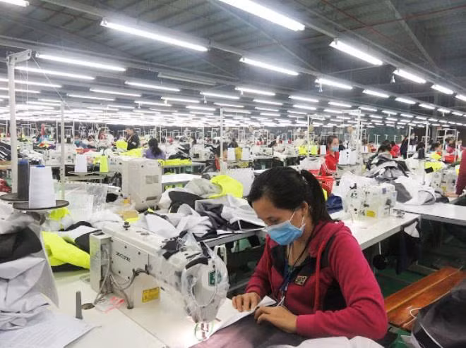 Doanh nghiệp lên phương án sản xuất an toàn, hiệu quả Doanh nghiệp lên phương án sản xuất an toàn, hiệu quả