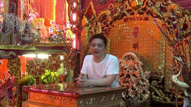 Ông Lương Chính Khang, chủ kênh Youtube và Facebook đang có dấu hiệu vi phạm về nội dung Ông Lương Chính Khang, chủ kênh Youtube và Facebook đang có dấu hiệu vi phạm về nội dung