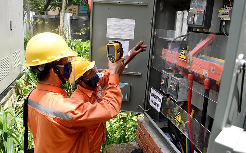 EVN khuyến cáo khách hàng sử dụng điện an toàn, tiết kiệm, hiệu quả EVN khuyến cáo khách hàng sử dụng điện an toàn, tiết kiệm, hiệu quả