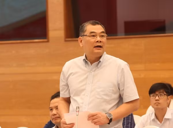 Chánh Văn phòng Bộ Công an trả lời báo chí tại buổi họp báo chiều 2-10