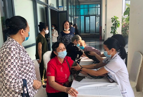 Khám bệnh cho người cao tuổi tại Bệnh viện Lão khoa Trung ương Khám bệnh cho người cao tuổi tại Bệnh viện Lão khoa Trung ương