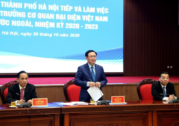 Bí thư Thành ủy Hà Nội phát biểu tại hội nghị