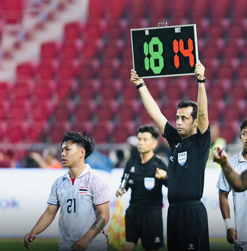 Trọng tài môn bóng đá nam SEA Games 33 sử dụng bảng thay người bằng cơ như các giải phong trào Trọng tài môn bóng đá nam SEA Games 33 sử dụng bảng thay người bằng cơ như các giải phong trào