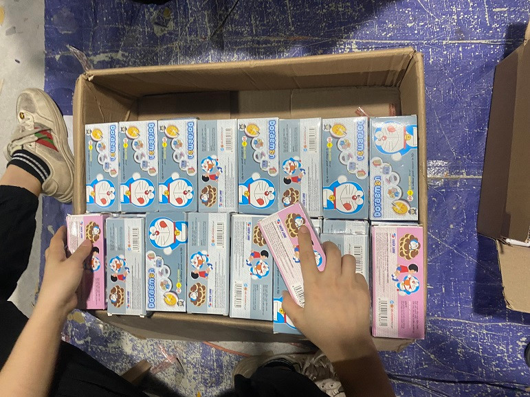 Bút giả mạo nhãn hiệu Thiên Long Bút giả mạo nhãn hiệu Thiên Long