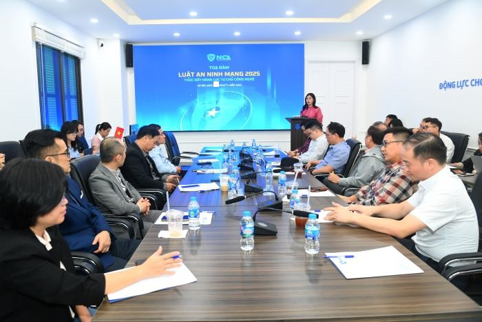 Các đại biểu tham dự tọa đàm "Luật An ninh mạng 2025: Thúc đẩy năng lực tự chủ công nghệ" Các đại biểu tham dự tọa đàm "Luật An ninh mạng 2025: Thúc đẩy năng lực tự chủ công nghệ"