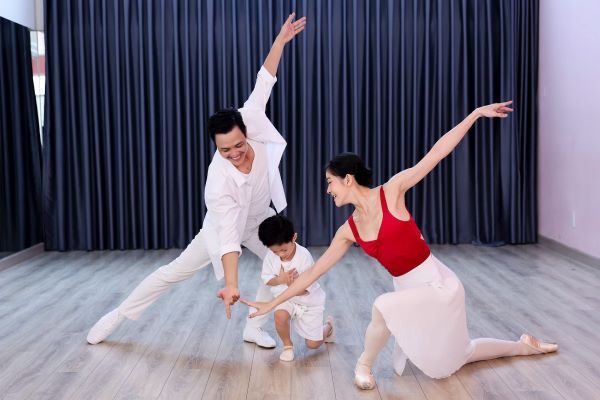 Gia đình nhỏ hạnh phúc của NSƯT Trần Hoàng Yến và nghệ sĩ múa Phan Thái Bình