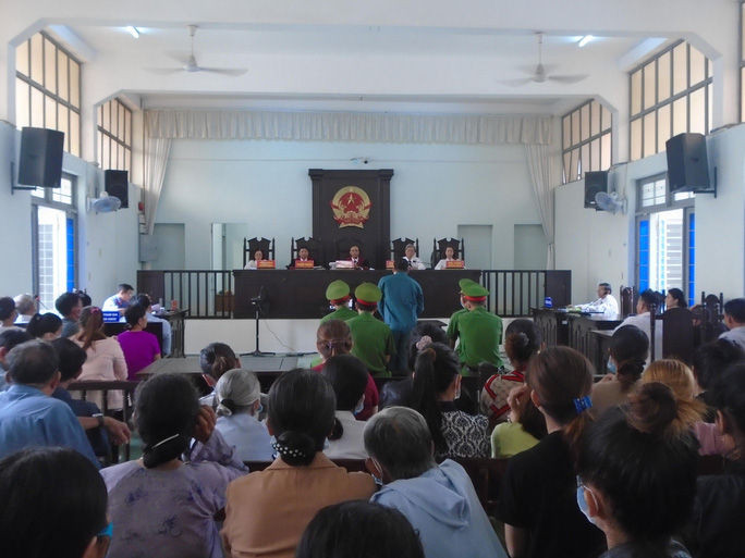 Ngày 17-9-2020, TAND tỉnh Bình Thuận đã tuyên án tử hình kẻ sát hại dã man sư thầy trụ trì chùa Quảng Ân (huyện Hàm Tân) và phật tử để cướp tài sản