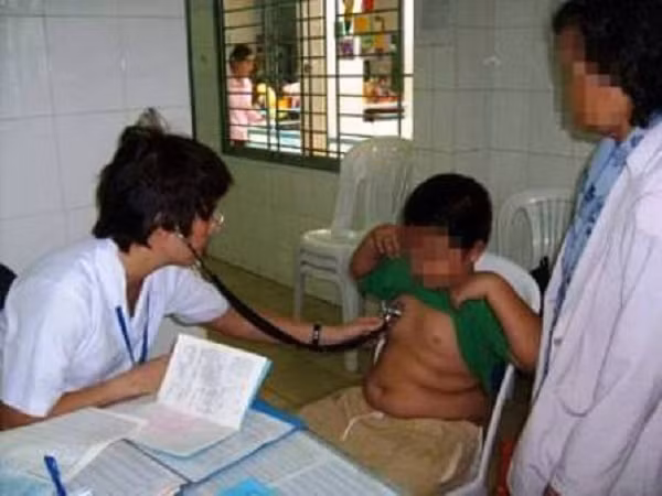 Tỷ lệ trẻ thừa cân béo phì, nguy cơ tiền đái tháo đường ngày càng tăng