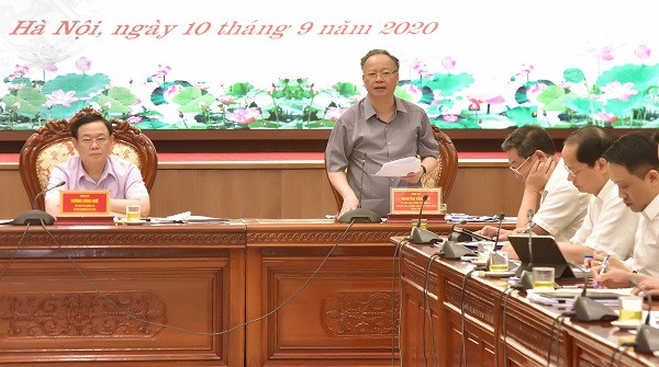 Phó Chủ tịch Thường trực phụ trách UBND TP Hà Nội Nguyễn Văn Sửu báo cáo tại hội nghị Phó Chủ tịch Thường trực phụ trách UBND TP Hà Nội Nguyễn Văn Sửu báo cáo tại hội nghị