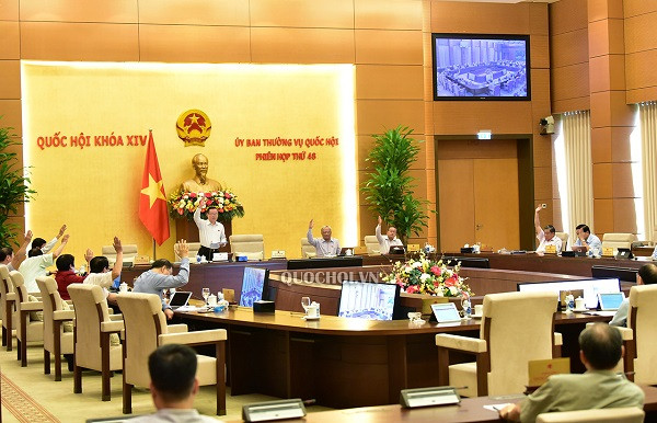 Ủy ban Thường vụ Quốc hội biểu quyết