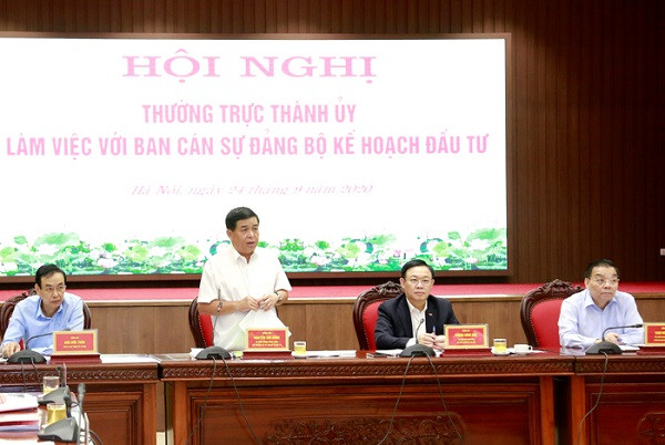 Bộ trưởng Bộ KH&amp;ĐT Nguyễn Chí Dũng phát biểu tại buổi làm việc