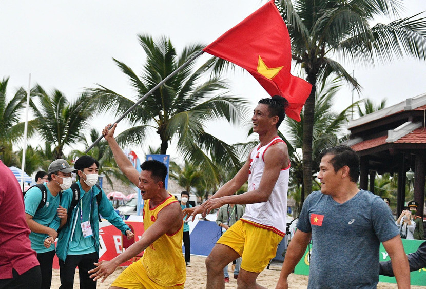 ... qua đó bảo vệ thành công tấm HCV SEA Games