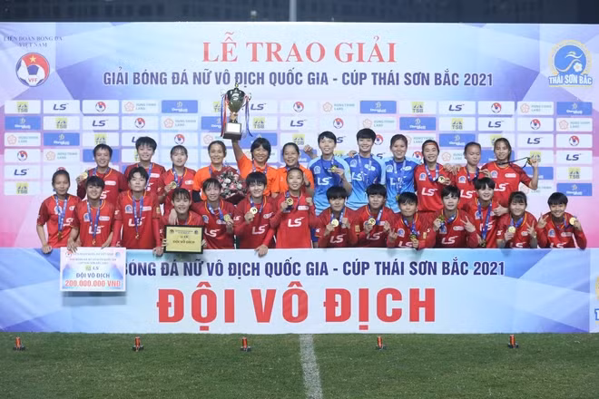 CLB nữ TP.HCM lần thứ 10 vô địch quốc gia