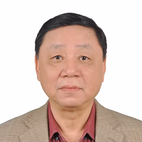 Tác giả cuốn sách - TS Nguyễn Thế Hùng