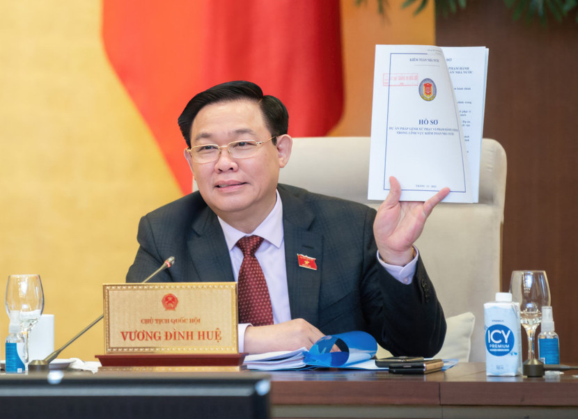 Chủ tịch Quốc hội Vương Đình Huệ cho ý kiến vào dự thảo Pháp lệnh