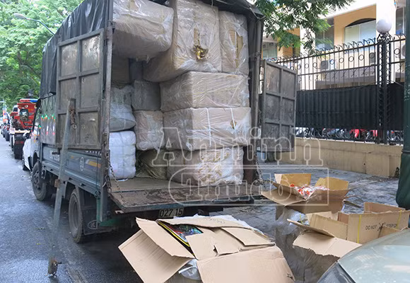 “Chặn đứng” một xe tải đồ chơi chưa kiểm định, từ Móng Cái về Hà Nội ảnh 3