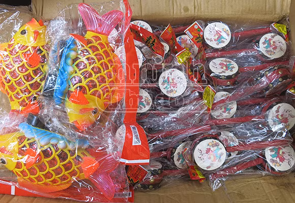 “Chặn đứng” một xe tải đồ chơi chưa kiểm định, từ Móng Cái về Hà Nội ảnh 6