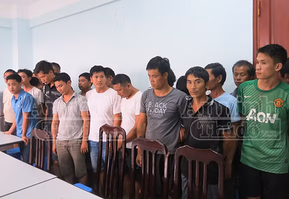 Sới gà ven cánh đồng bị triệt xóa ảnh 2