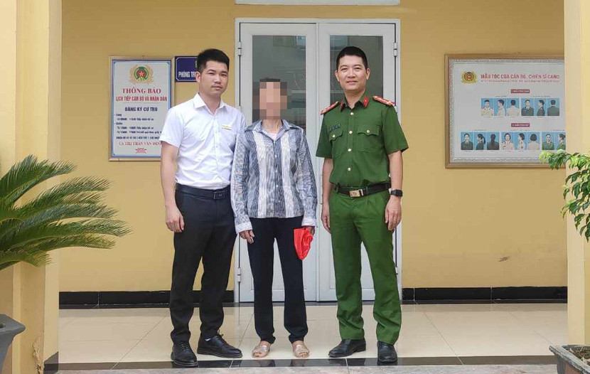 Bà S. đã may mắn được lực lượng Công an thị trấn Vân Đình và nhân viên ngân hàng giúp đỡ bảo toàn được số tiền tích góp