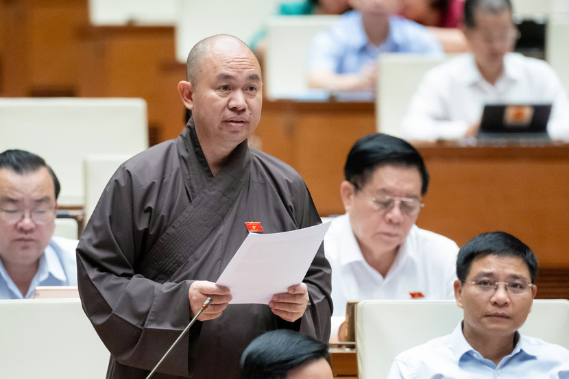 ĐBQH Thích Đức Thiện