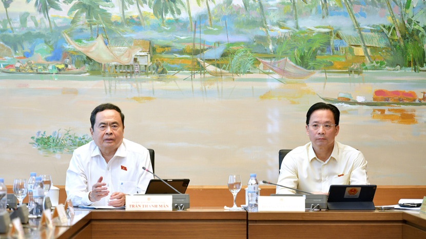 Chủ tịch Quốc hội Trần Thanh Mẫn phát biểu tại phiên thảo luận tổ ngày 26-10