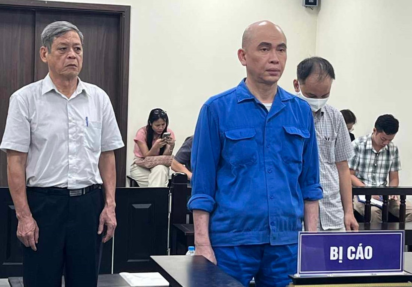 Nhóm cựu lãnh đạo Coma 18 bị đưa ra xét xử tại phiên tòa.