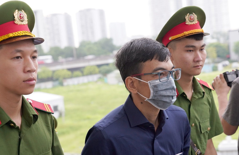 Bị cáo Lê Hải Trà - cựu Tổng giám đốc Sàn Giao dịch chứng khoán TP HCM.