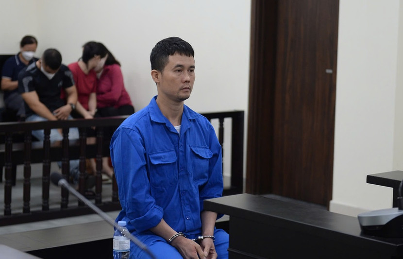 Tạ Duy Khanh bị đưa ra xét xử tại phiên tòa. Tạ Duy Khanh bị đưa ra xét xử tại phiên tòa.