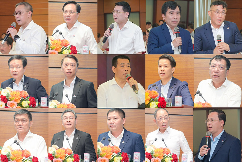 Các đại biểu phát biểu, trao đổi tại hội nghị. Các đại biểu phát biểu, trao đổi tại hội nghị.