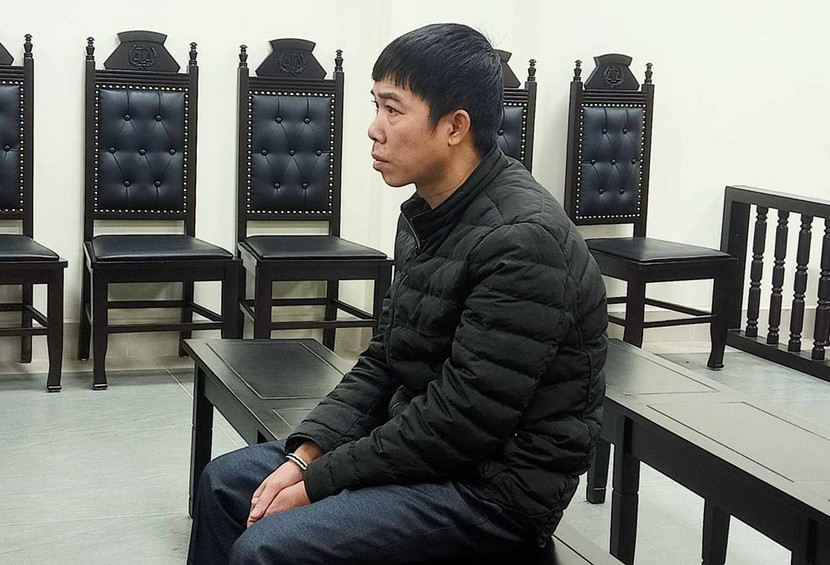 Bị cáo Nguyễn Văn Mạnh tại phiên tòa. Bị cáo Nguyễn Văn Mạnh tại phiên tòa.