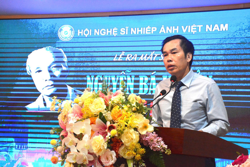 Ra mắt cuốn sách về Nguyễn Bá Khoản - nhiếp ảnh gia báo chí tiên phong ở Việt Nam ảnh 5