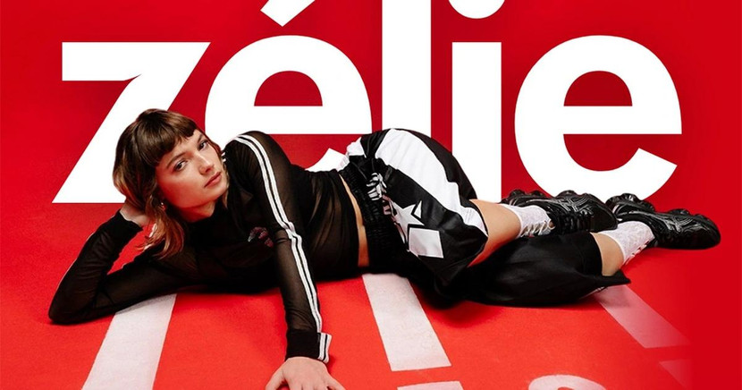 Nữ ca sĩ chính Zélie Nữ ca sĩ chính Zélie