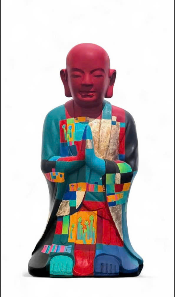 Tác phẩm "The monk" của Lê Minh Trí được cho đã rất giống những tác phẩm được của nhà điêu khắc Đinh Công Đạt giới thiệu và triển lãm từ 2002. Tác phẩm "The monk" của Lê Minh Trí được cho đã rất giống những tác phẩm được của nhà điêu khắc Đinh Công Đạt giới thiệu và triển lãm từ 2002.