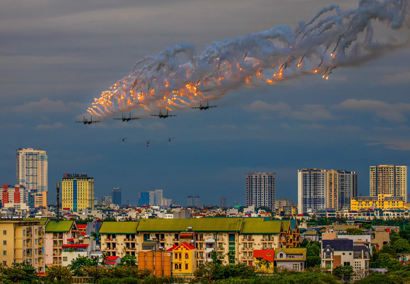 Giải Ba - tác giả Đào Kim Thanh với tác phẩm "Màn trình diễn thả bẫy nhiệt của máy bay tiêm kích Su-30"
