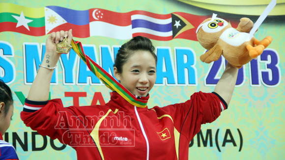 Đoàn Việt Nam thở phào sau tấm HCV wushu ảnh 6