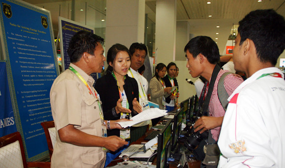 Không khí SEA Games hâm nóng Yangon ảnh 5