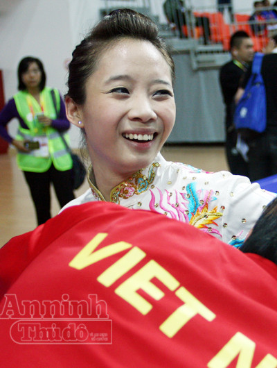 Đoàn Việt Nam thở phào sau tấm HCV wushu ảnh 4