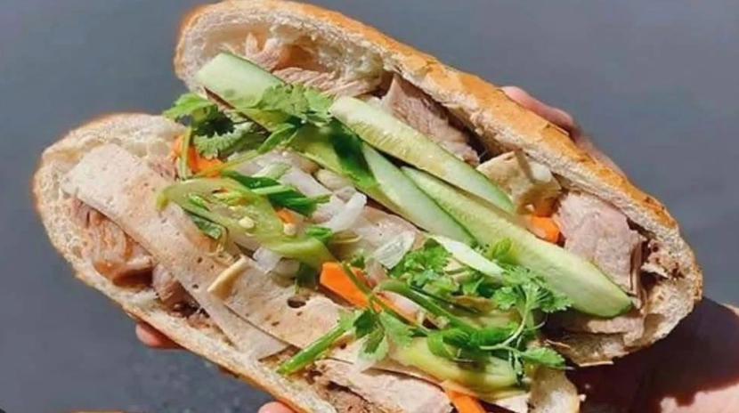 37 người ở TP.HCM phải nhập viện nghi do ngộ độc sau ăn bánh mỳ (Ảnh minh họa)