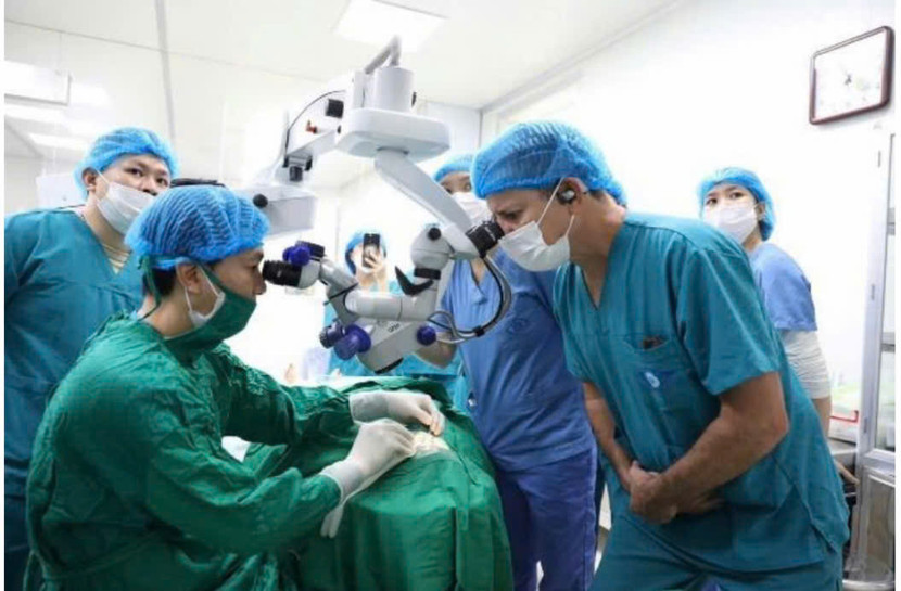 Điều trị mắt cho bệnh nhân tại Bệnh viện Mắt Hà Nội Điều trị mắt cho bệnh nhân tại Bệnh viện Mắt Hà Nội